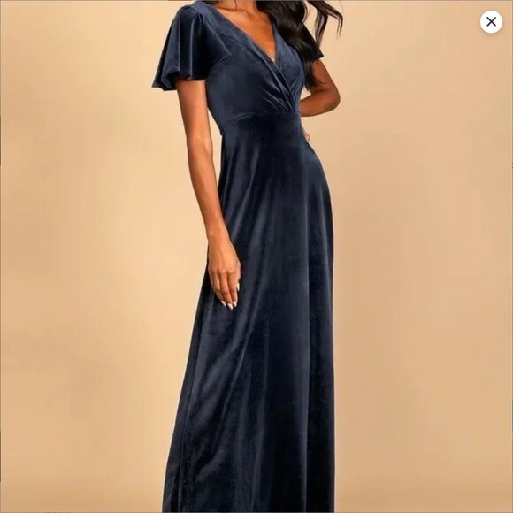 LULUS | WORN ONCE, LIKE NEW | Navy Blue Velvet Flutter Sleeve Maxi Dress | SZ XS - Picture 5 of 6